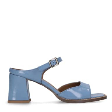 Manfield Blauwe Lak Leren Sandalen Met Hak Met Gespsluiting