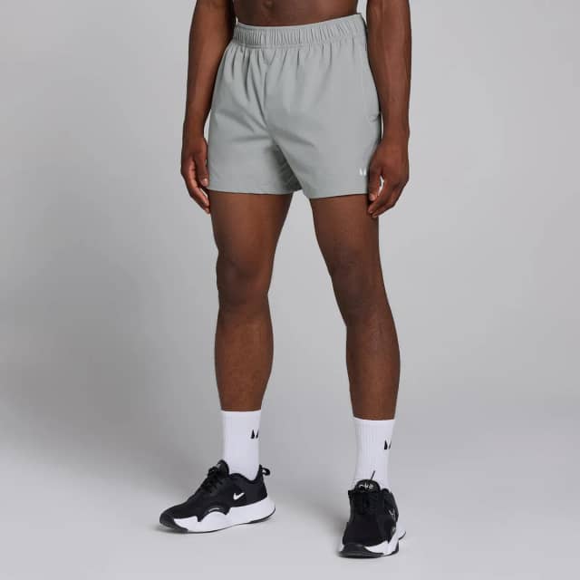 Myprotein MP geweven trainingsshort met binnenbeenlengte van 13 cm voor heren - Stormgrijs