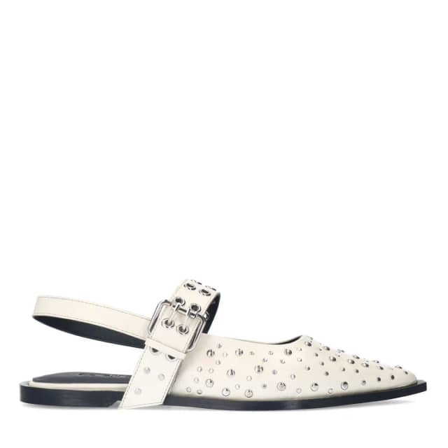 Sacha Off white leren slingbacks met studs en gesp