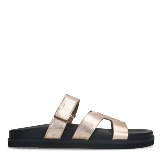 Manfield Gouden Leren Slippers Met Bandje Met Plateau Zool Met Klittenband Sluiting