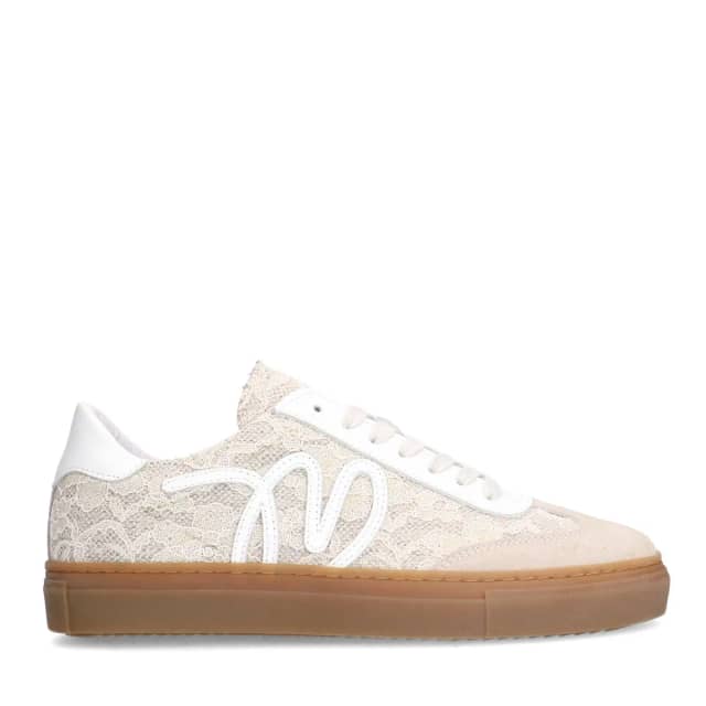 Manfield Beige Leren Sneakers Met Kanten Details Met Veters