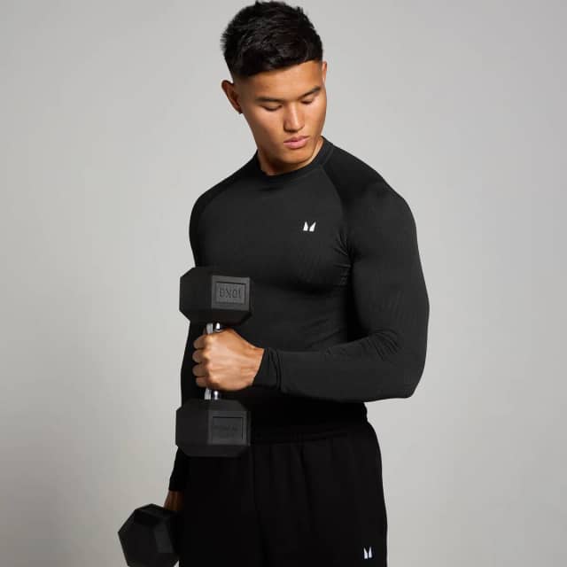 Myprotein MP Tempo naadloze top met lange mouwen en opdruk van pilaar voor heren - Zwart