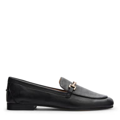 Zwarte leren loafers met goudkleurige chain